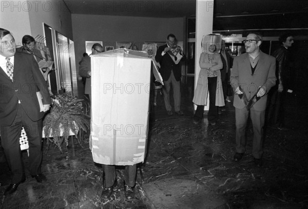 First theater for companies in Switzerland, 1972