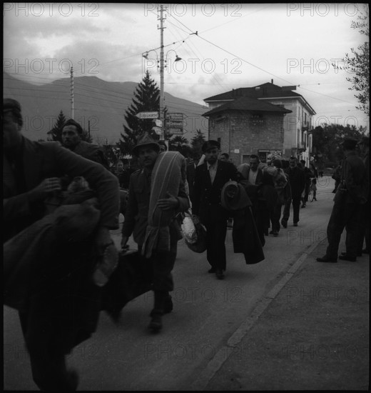 Italian partisans; escape from Italy; 1944
