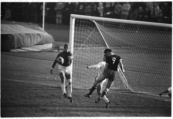 NLA 1968/69: FC Zurich - Servette FC; Keeper Grob