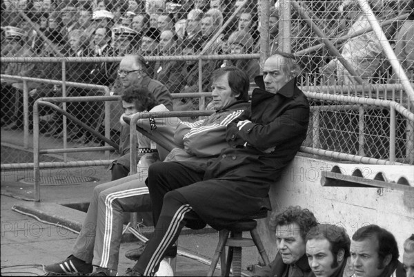 Cup final 1975: FC Basel - FC Winterthur; Coach Benthaus