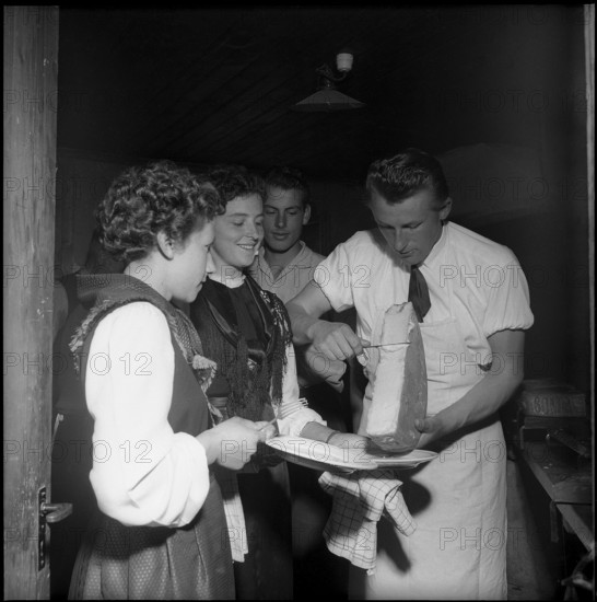 Preparing raclette in Chermignon, 1955