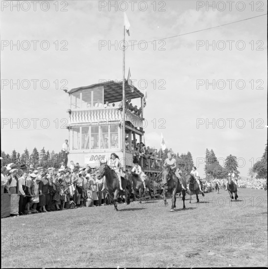 55th Marché-Concours Saignelégier, girls race, 1958