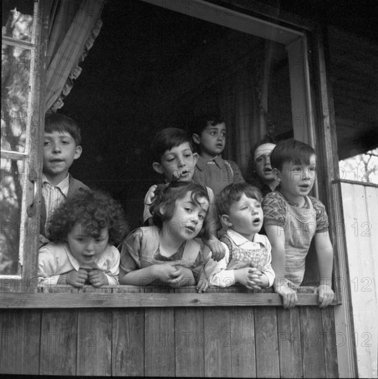 Children of emigrants in a holiday camp in Ascona, 1942
