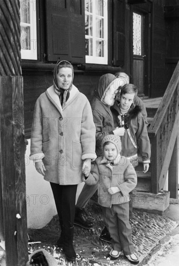 Princess Grace with her family in Schönried, 1970