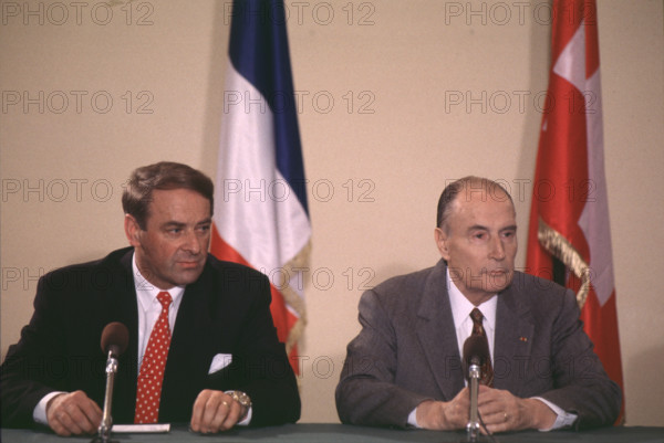 Adolf Ogi and François Mitterrand at press conference