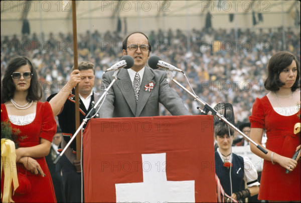 Swiss Federal Wrestling Festival 1974: Member of Federal Council Furgler