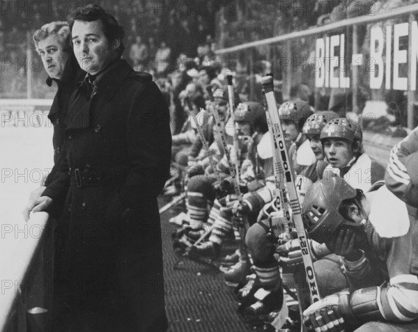 Ice hockey World Championship pool B 1976: Switzerland - Italy, coach Killias