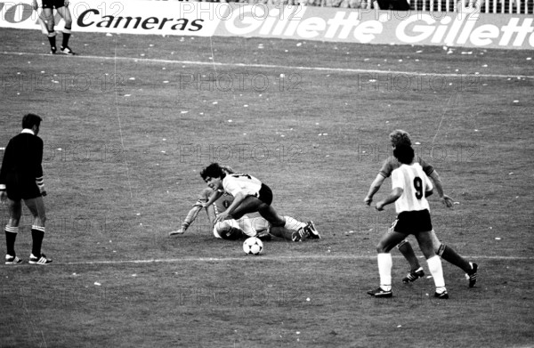 Football WC 1982: Belgium - Argentina; Maradona