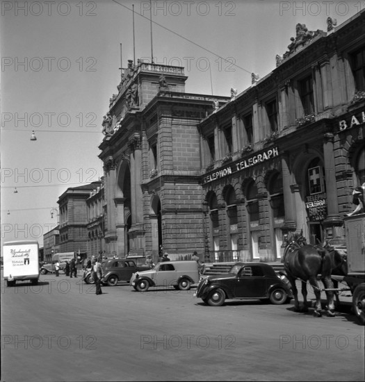 Zurich train station; 1941