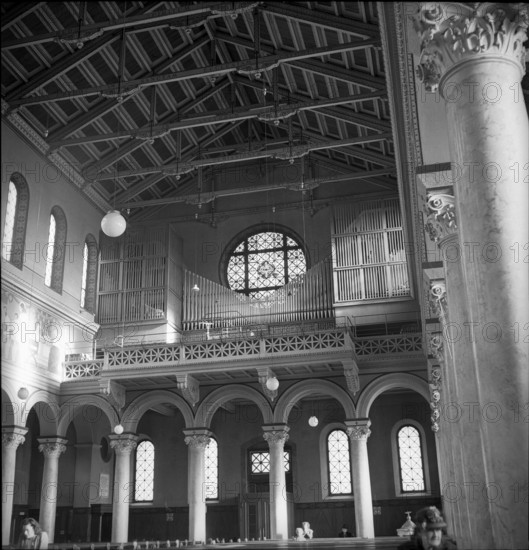 Church of Our Lady, Zurich, interior view 1948