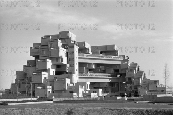 Habitat 67 residential complex; Expo 1967