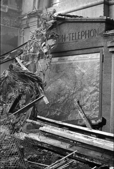 Fire at Lucerne Central Station in 1971