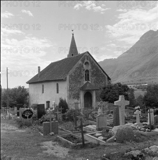 Church and cemetery of Port Valais 1960