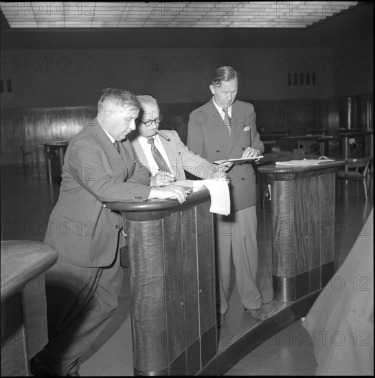 Stock traders at the Zurich Stock Exchange, 1952