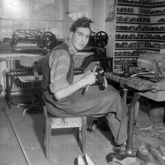 Willi Heuberger, shoemaker apprentice; 1959