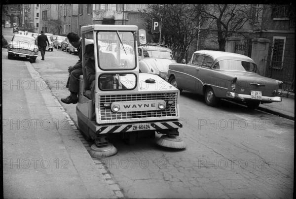 The new Wayne street cleaning machine, 1963