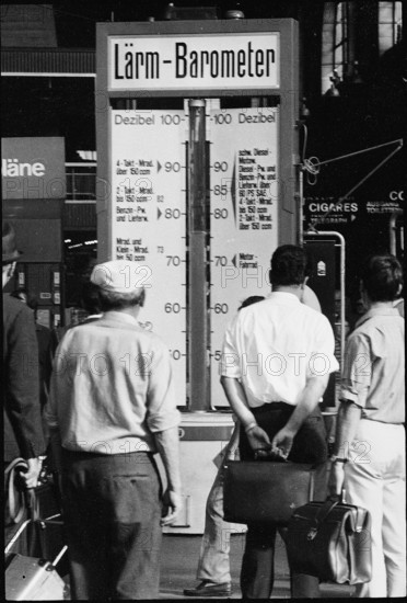 Noise pollution: WWF noise barometer in Zurich HB 1970