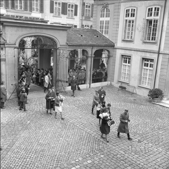 Tokyo Olympic Games 1964: Reception of the riders in Bern; under Tor Fischer, middle Gossweiler, front Chammartin