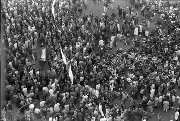 Student riots in Paris in 1968