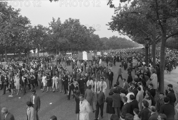 Student riots in Paris in 1968