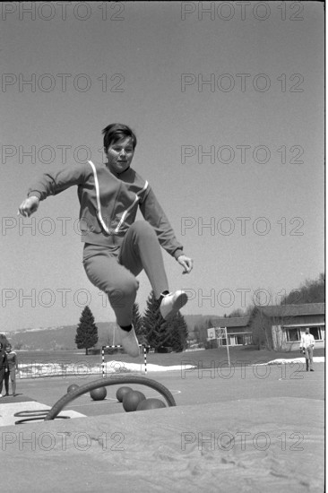 Leaders' Course J+S: Girls in Sports, 1968