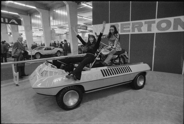 42nd Geneva International Motor Show 1972: Hostesses sitting in a Bertone model