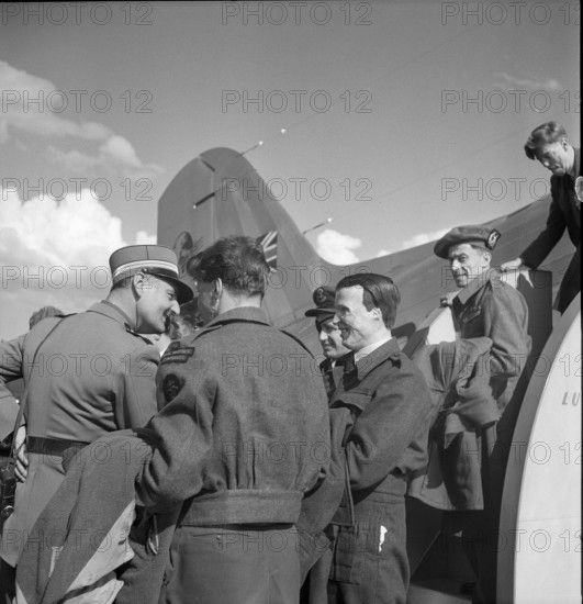 British war invalids arrive in Dübendorf, 1948