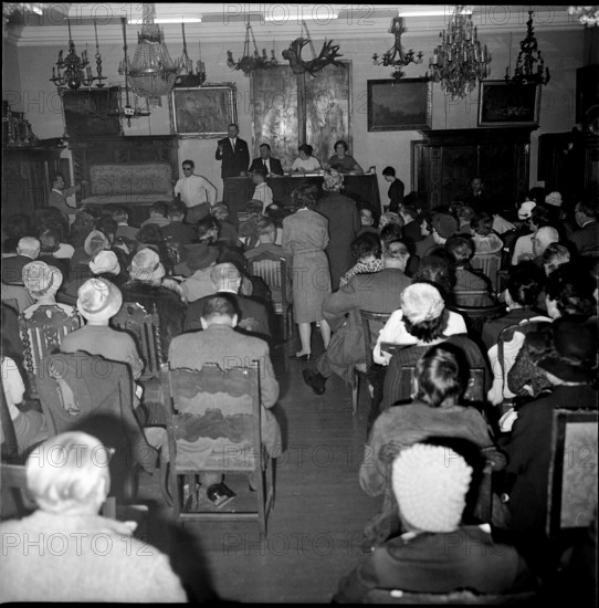 Auction of objects from Lothar Mohrenwitz's collection; 1960