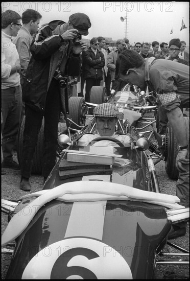 1967 Zandvoort GP: Graham Hill in the LotusFord