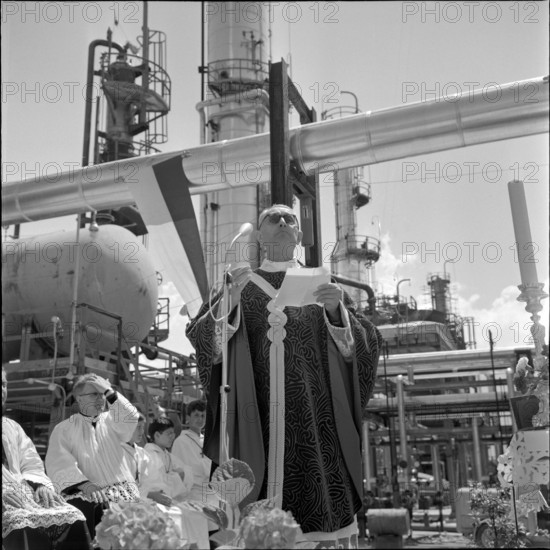 Collombey, opening of the refinery by the Bishop of Sion; 1963