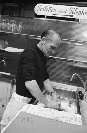 Temporary worker in the hospitality industry, 1970