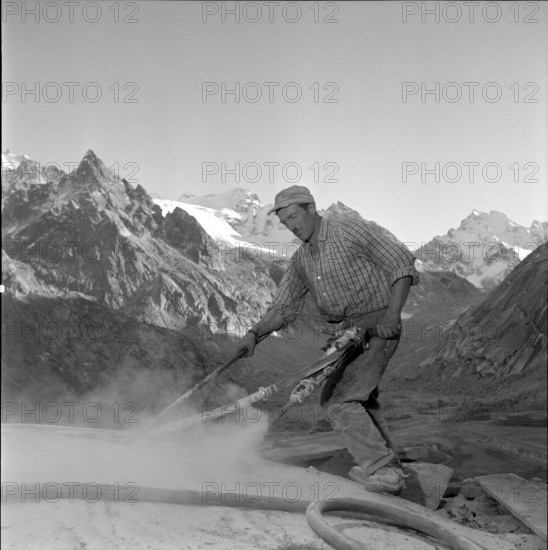 Albigna Dam, Mineur 1960