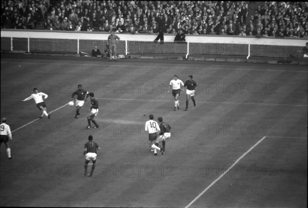 1966 World Cup semifinal in England: England vs. Portugal