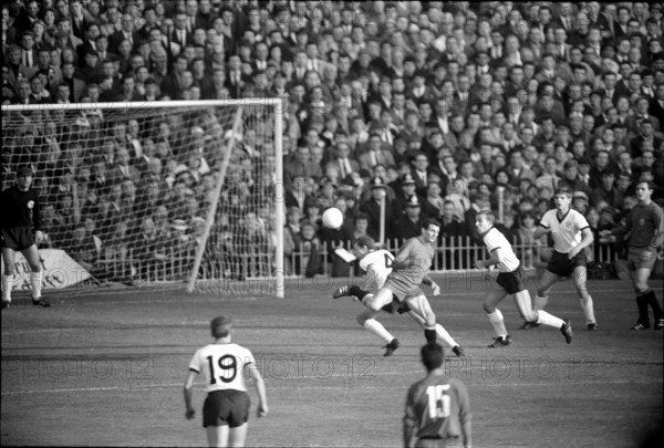 1966 World Cup in England: Germany vs. Spain
