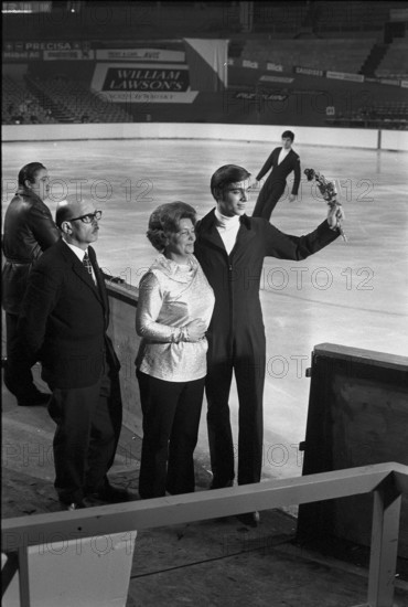 European Championships in Zurich 1971: Hildou Mudrou and European Champion Ondrej Nepela