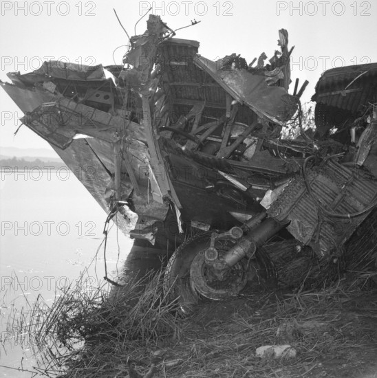 After WW2: Salvage of a US bomber, Greifensee 1953