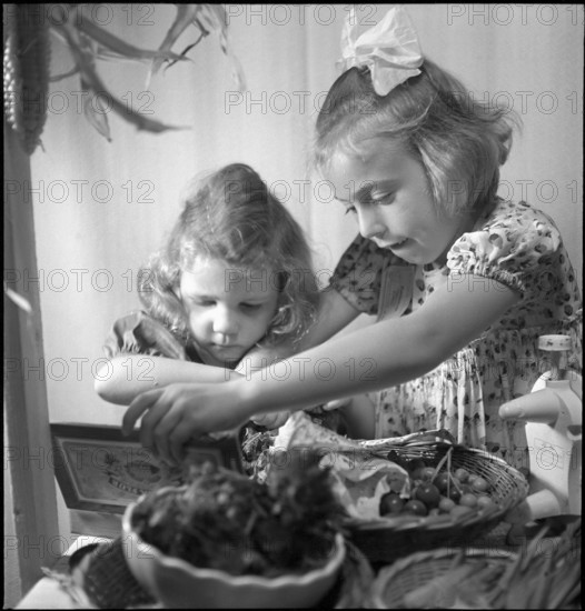 Children playing, 1942