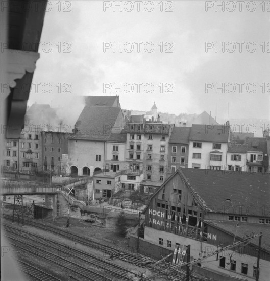 WW2: Bombings; burning houses, Schaffhausen 1944