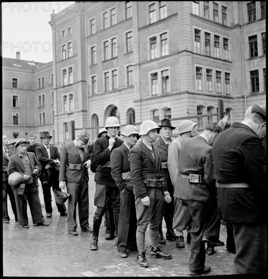 Called up Army auxiliaries. 1939