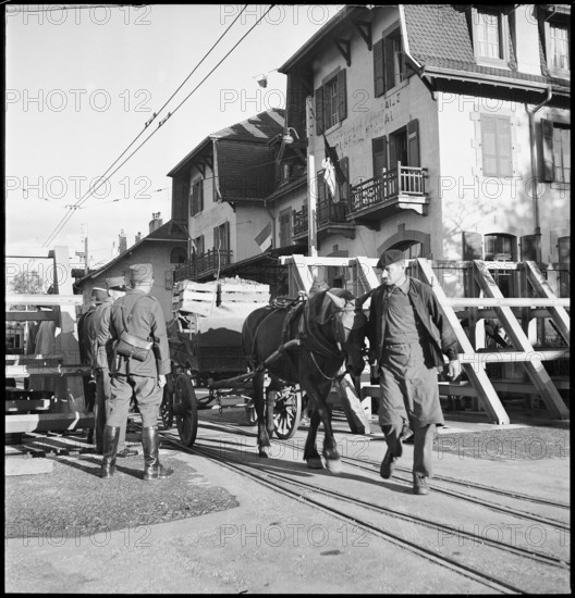 WW 2: border traffic, frontier traffic, Moillesullaz 1944