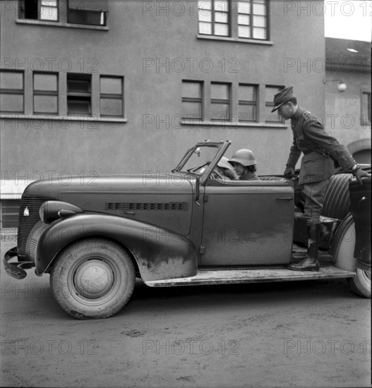 Members of women's military service. drivers