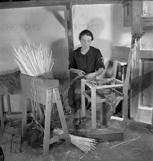 Embroideress working, 1945