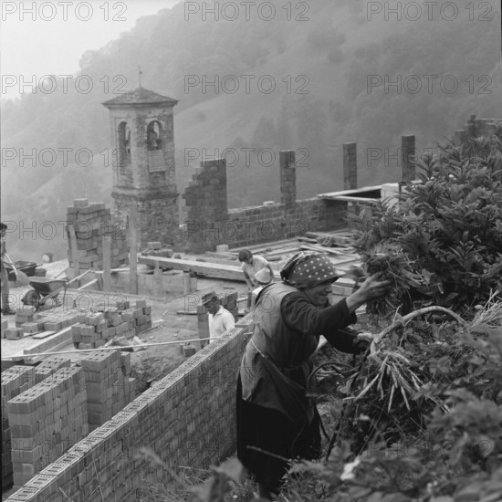 Fox hunting. foxhunting, Switzerland 1959