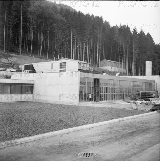 Lucens nuclear power station, 1965