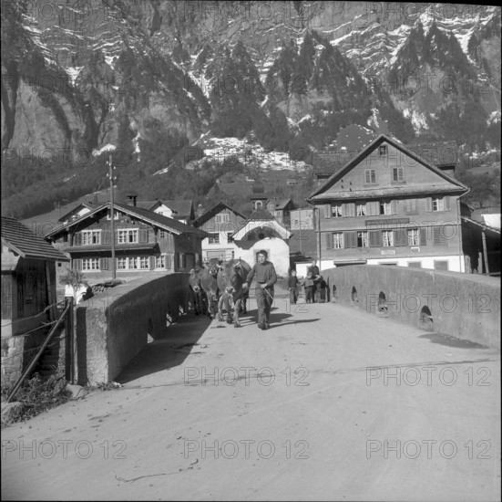 Murten, Lane in the old part of the town, 1942