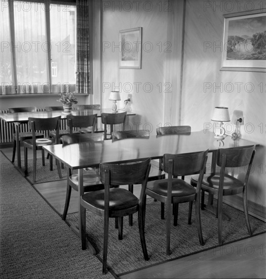 Small café in Naters, 1940