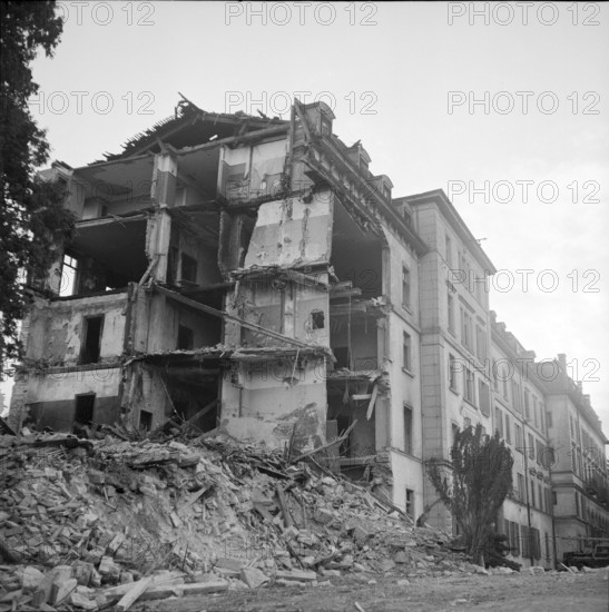 Lane in La Neuveville old town, 1947