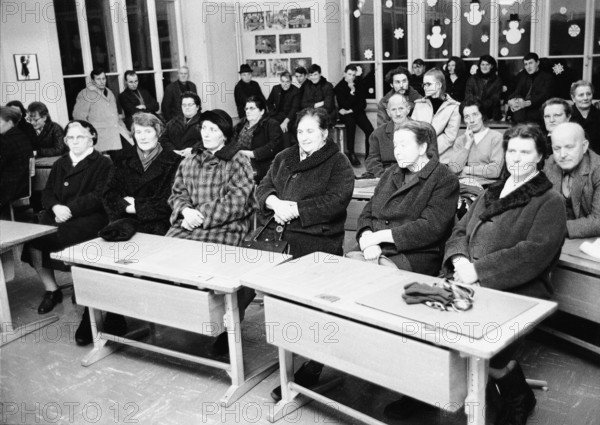 Extraordinary municipal meeting