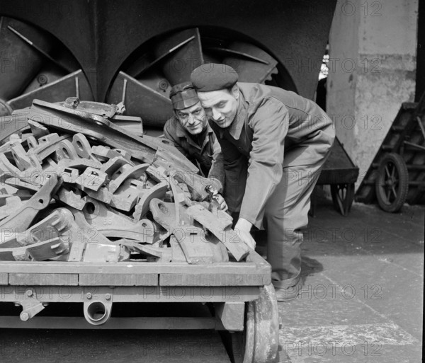 Railway workers in Erstfeld; 1957
