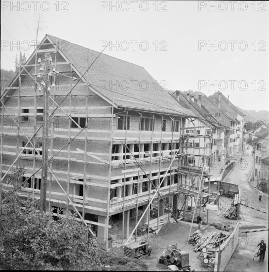 Eglisau; new community center under construction; 1957